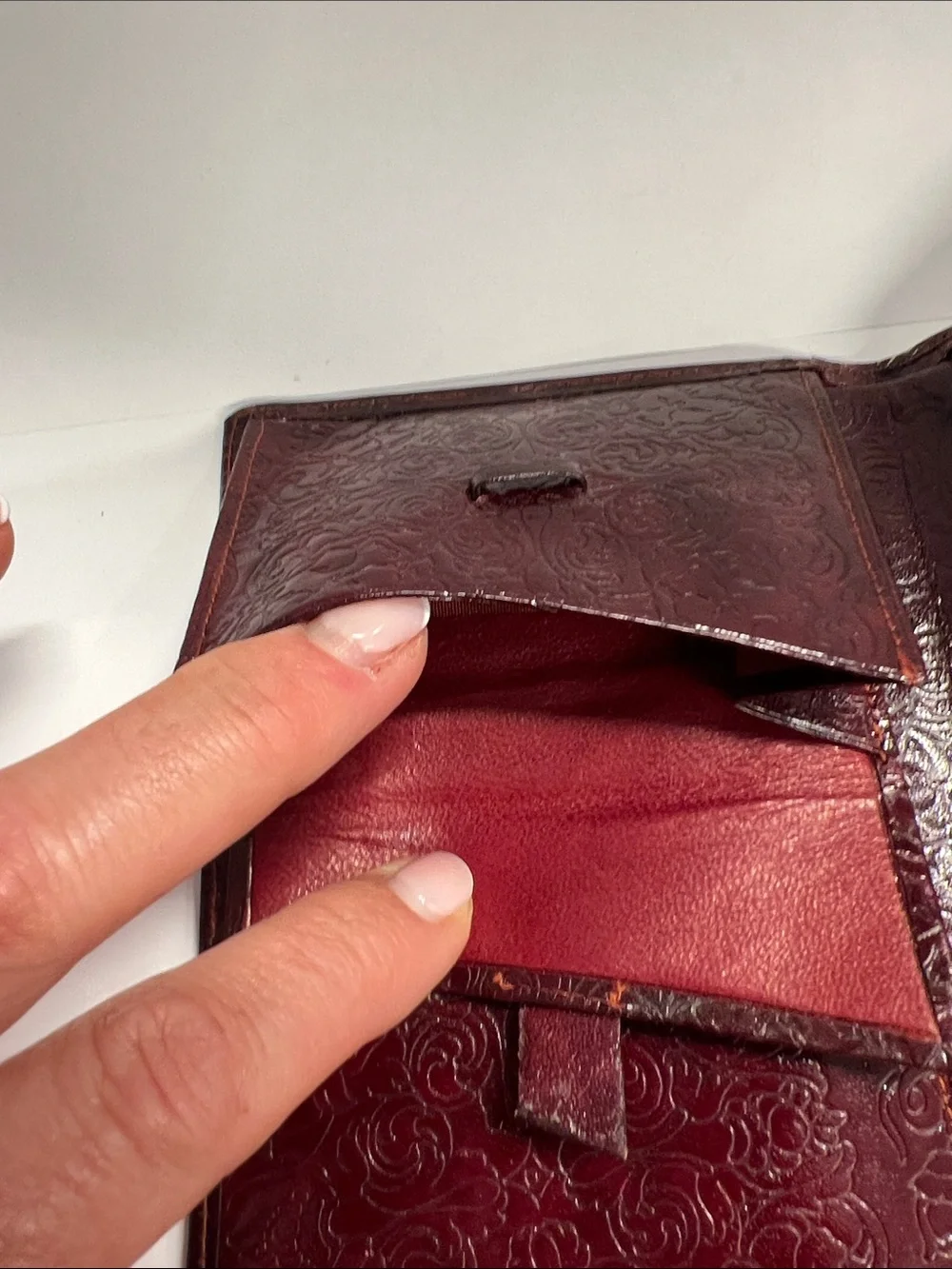 Vintage Gold Embossed Leather Painted Ornate Long Bi Fold Clutch Wallet